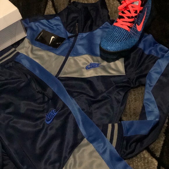 Nike Track Suit and Vapor Max - Picture 3 of 5